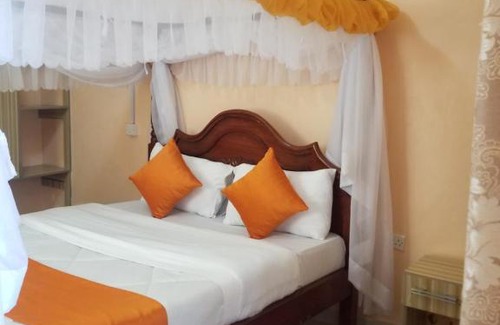 Nakuru Hotel | Allamanda Gardens Resort