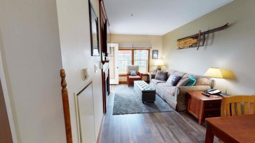 Snowshoe Apartamento | Allegheny Spg - Cozy Condo Ski from our patio