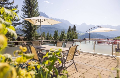 Engadin Scoul Casa | 5 evaluaciones en "e-domizil": 4. 80 de un máximo de 5. 0 puntos