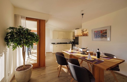 Engadin Scoul Apartamento | 18 valoraciones sobre "e-domizil": 4. 74 de un máximo de 5. 0 puntos