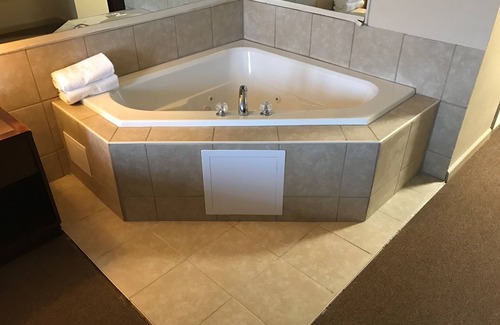 Allen Park Hotel | Allen Park Motor Lodge