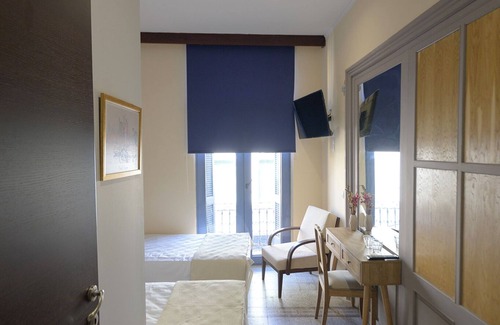 Lesvos Cama Y Desayuno | ALLEY ROOMS