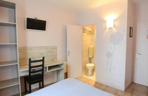 Quartier des Grandes-Carrieres Hotel | Alliance Hôtel Paris
