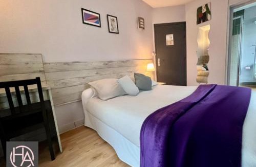 Quartier des Grandes-Carrieres Hotel | Alliance Hôtel Paris