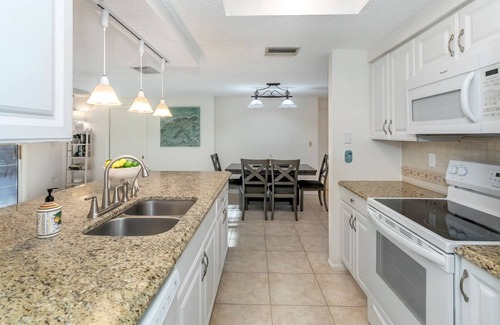South Venice Casa | Alligator Escape, Heated Pool Included, just minutes from sun kissed beaches
