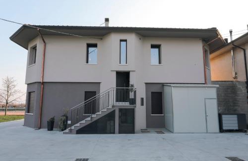 Santorso Casa | Alloggi alla Rotonda