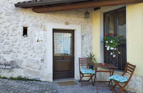 Tione degli Abruzzi Apartamento | Alloggio Agrituristico Abruzzomio