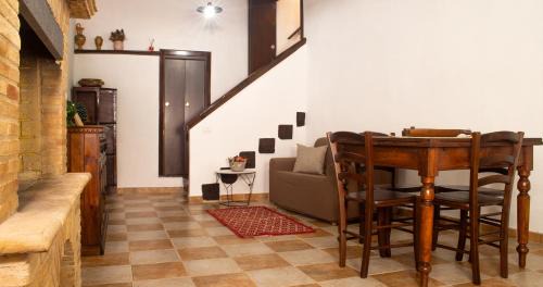 Bagnoregio Casa | Alloggio Turistico Caria Mariano
