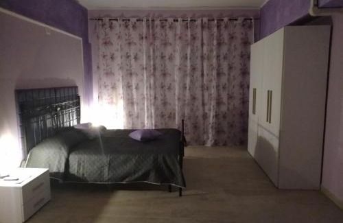 Soriano nel Cimino Apartamento | ALLOGGIO VIOLA nel CUORE DI SORIANO