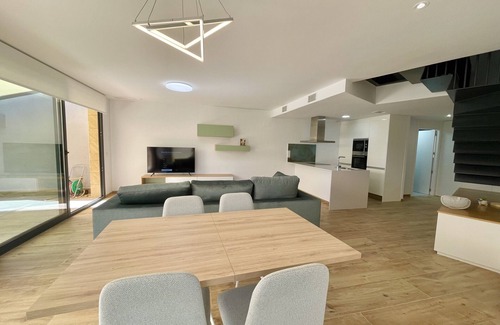 Villajoyosa Chalet De Esquí | ALLON BAY DUPLEX (R131)