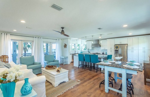 Carrabelle Casa | Allure- Beautiful 4BR/2BA house on the bay
