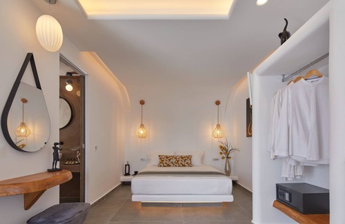 Oia Casa | Allure Breeze Suites