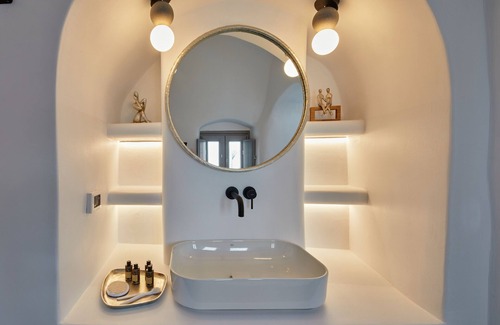 Oia Casa | Allure Breeze Suites