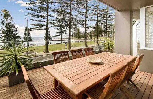 Dee Why Apartamento | Allure on The Beach - BEACHFRONT - Wi-Fi