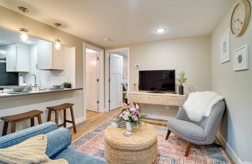 Turnagain Apartamento | Alluring Anchorage Apt - Walk to Coastal Trl!