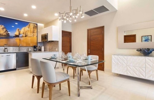 Santa Rosa Apartamento | Alluring and Luxurious 5-Diamond Beachfront Resort, Villa la Valencia, Los Cabos