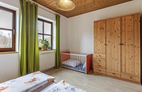 Schoensee Apartamento | Alluring Apartment in Schönsee in the forest