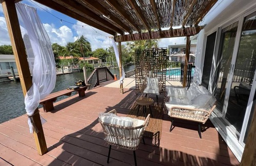 Miami Shores Casa | Alluring ocean access 2 bedroom