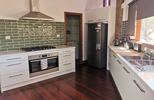 Yankalilla Casa | Allusion Farmstay Cellar House Pool - Fire Pit - Pizza Oven - Pool Table