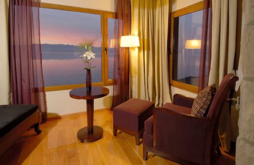 San Carlos de Bariloche Hotel | Alma del Lago Suites & Spa