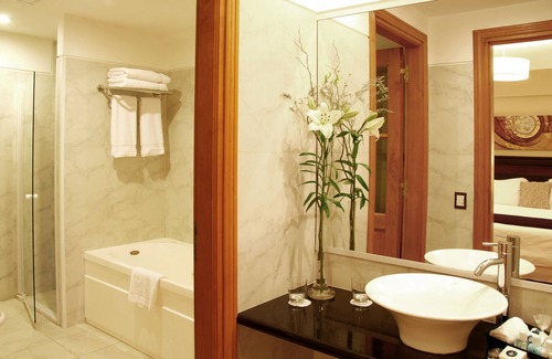 San Carlos de Bariloche Hotel | Alma del Lago Suites & Spa