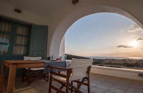 Naxos Casa | Alma Libre Villas