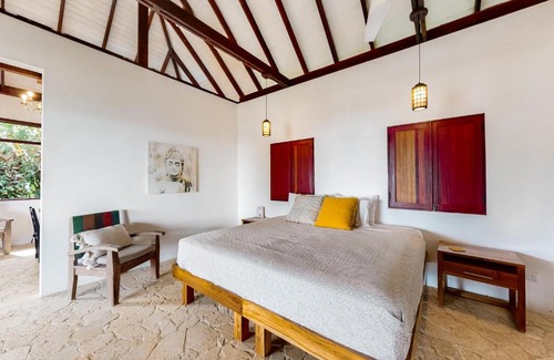 Dominical Casa | Alma Tierra Mar - Villa Cascada