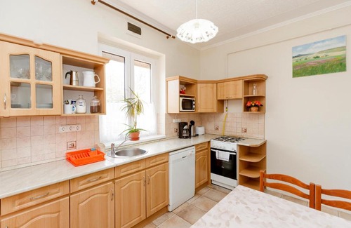 Eger Apartamento | Almafa Apartmanház