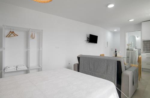 Alcalá de los Gazules Apartamento | Almazen Alojamiento Rural