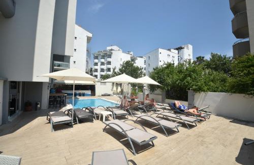Marmaris City Center Hotel | Almena city