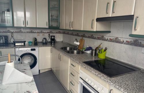 Almeria Centro Casa | Almeria Centro habitacion privada en apartamento compartido