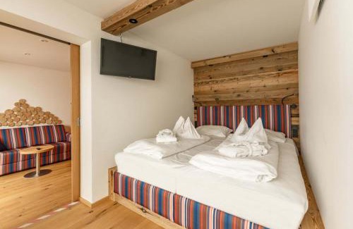 Ramsau am Dachstein Hotel | Almfrieden Hotel & Romantikchalet
