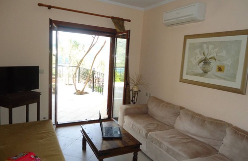 Plataria Casa | Almini Apartments