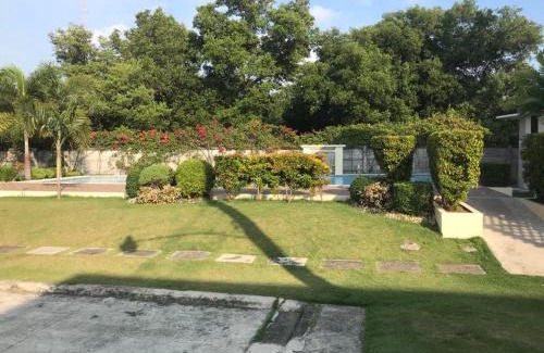 Talisay Apartamento | Almond Drive Talisay