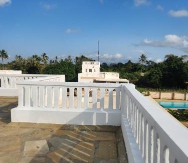 Galu Villa | Almond Ridge diani villa 2
