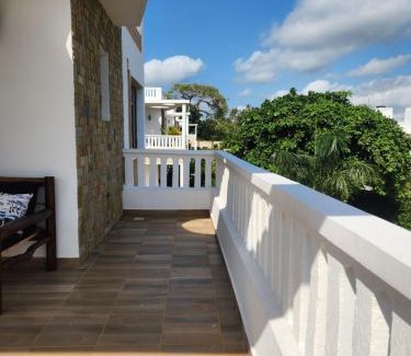 Galu Villa | Almond Ridge diani villa 2