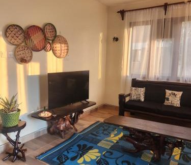 Galu Villa | Almond Ridge diani villa 2