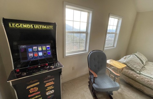 Hiawassee Casa | Almost Heaven - Mountain views beyond compare!