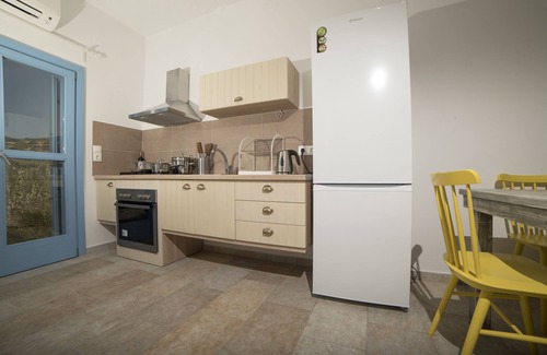 Skiros Casa | Almyra Guesthouses