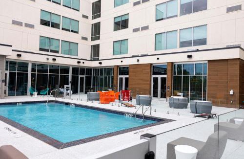 Coppell Hotel | Aloft Dallas DFW Airport Grapevine