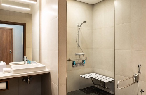 Dubai Production City Hotel | Aloft Me'aisam Dubai