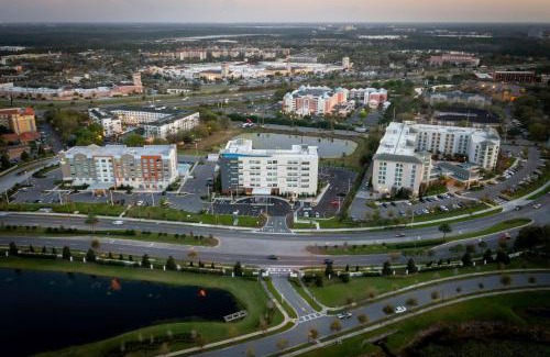 Florida Central Atlantic Coast Hotel | Aloft Orlando Lake Buena Vista
