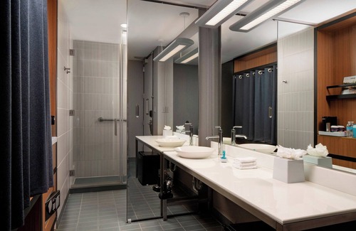 Rogers Hotel | Aloft Rogers - Bentonville
