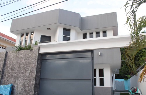 San Pedro Sula Casa | Aloft Room + Bathroom +kitchen+pool+washer+parking all private