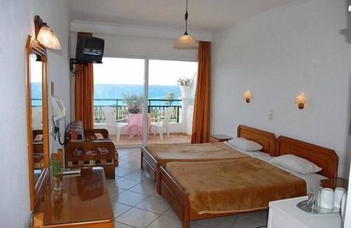 Agios Gordios Hotel | Aloha Hotel