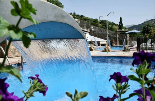 Mecina Bombaron Apartamento | Aloj. Rural Algaida 4 personas con Spa y piscina