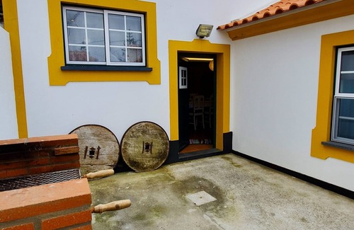 Biscoitos Apartamento | Alojamento Ponta Negra T1 by PontaNegraAzores