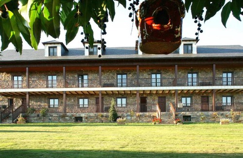 Villar de Otero Hotel | Alojamiento en entorno rural Los Trobos