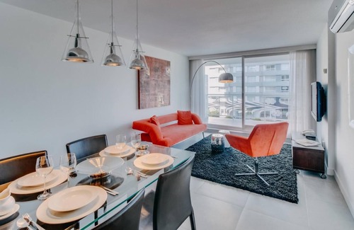 Punta del Este Apartamento | Alojamiento en Yoo, Apart. 2 piscina climatizada