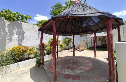 Riohacha Apartamento | Alojamiento entero, casa amplia, patio, aire